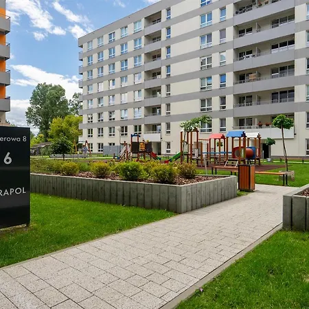 Lotnisko Chopina Modern By Bookinghost *