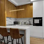 Apartman Lotnisko Chopina Modern By Bookinghost