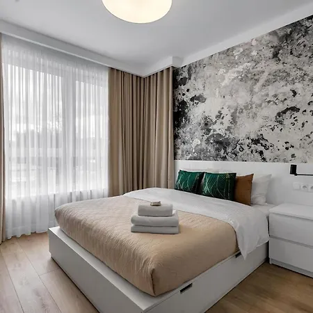 Lotnisko Chopina Modern Apartment Warsaw