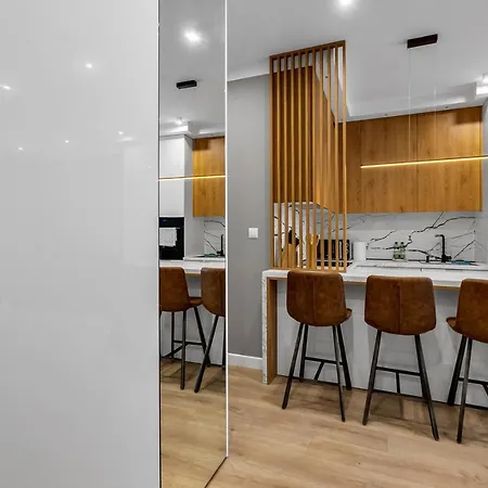 Appartement Lotnisko Chopina Modern By Bookinghost